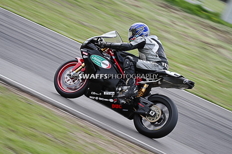 BMCRC Thunderbike UK Championships Pembrey 01/02 May 2010